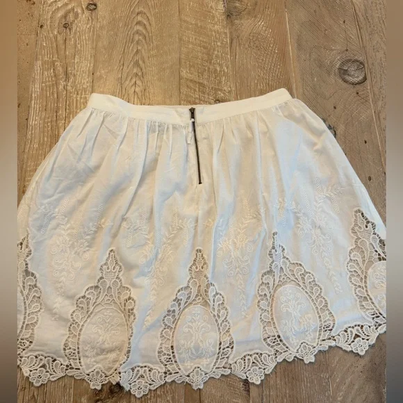 Topshop Cream Mini Skirt Size 6 - Picture 6 of 8